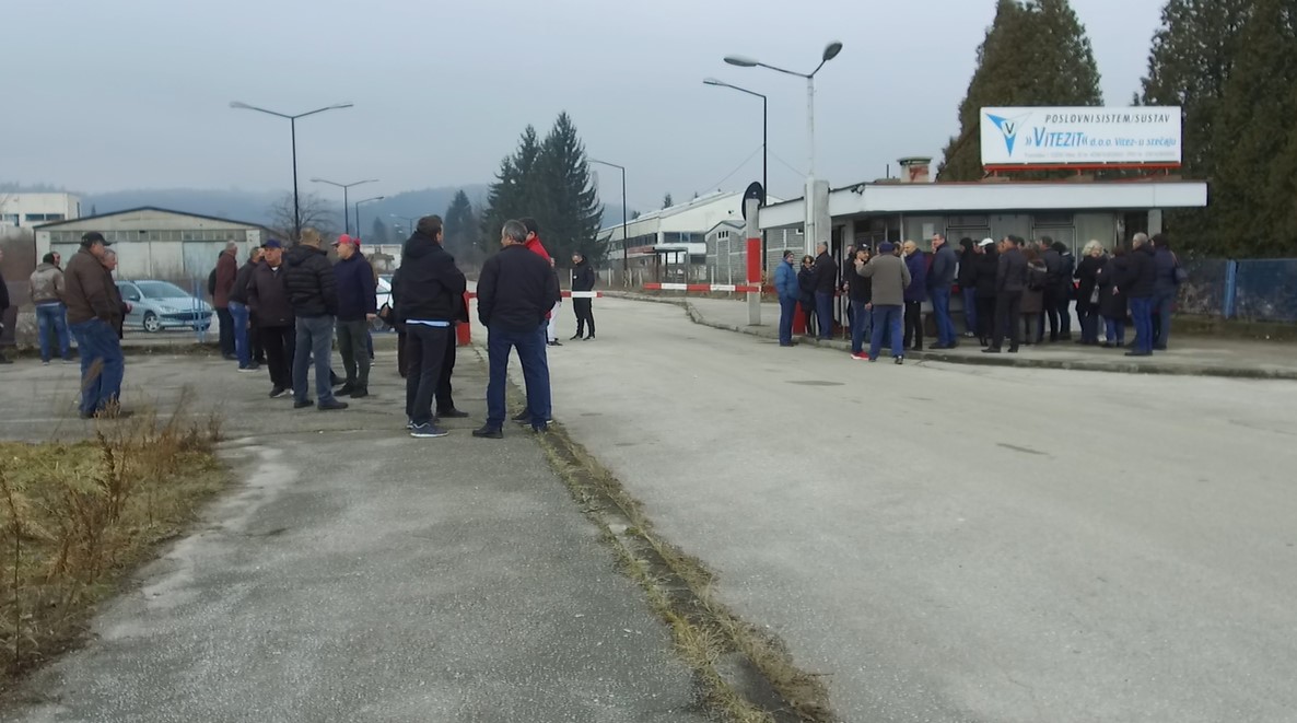 Protest radnika Vitezita: Godinu dana stečajne agonije